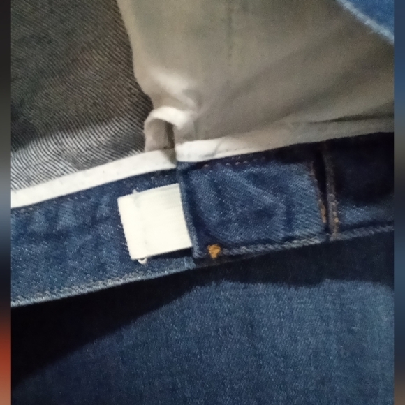 Classic Blue Men's Relaxed Jeans - Picture 5 of 6